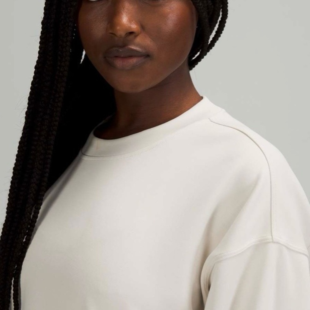 2021 Lululemon Softstreme Perfectly Oversized Cropped Crew White Opal Size 4 - Picture 4 of 6